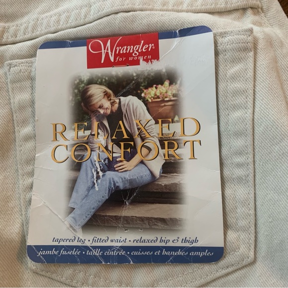 NWT Vintage Wrangler Cream Coloured Mom Jeans - Picture 3 of 13